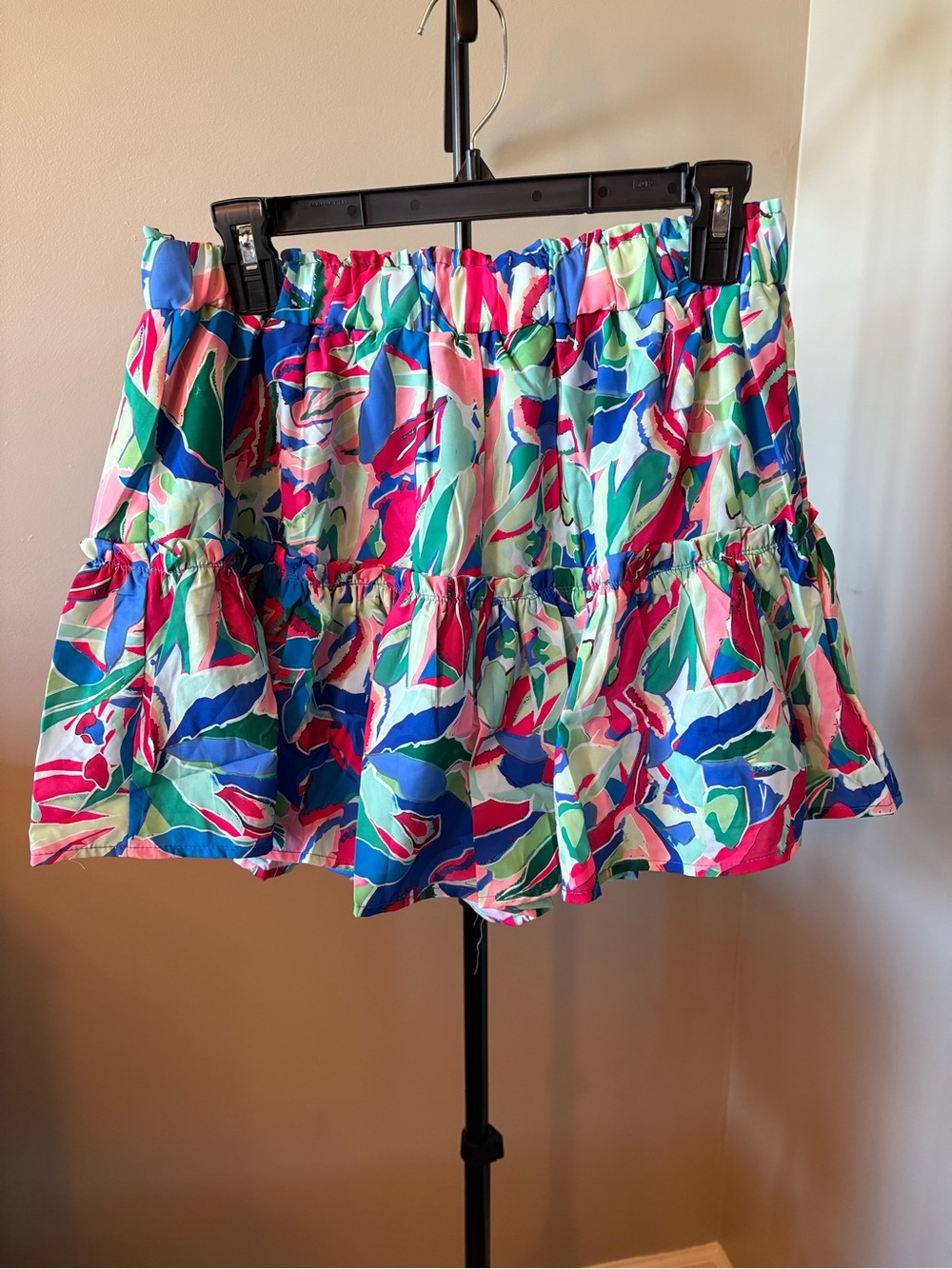 NWT She & Sky Size Large Bright Multi-Color Shorts